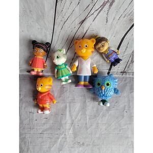 Lot of 6 Daniel Tiger’s Neighborhood Figures Cake Toppers